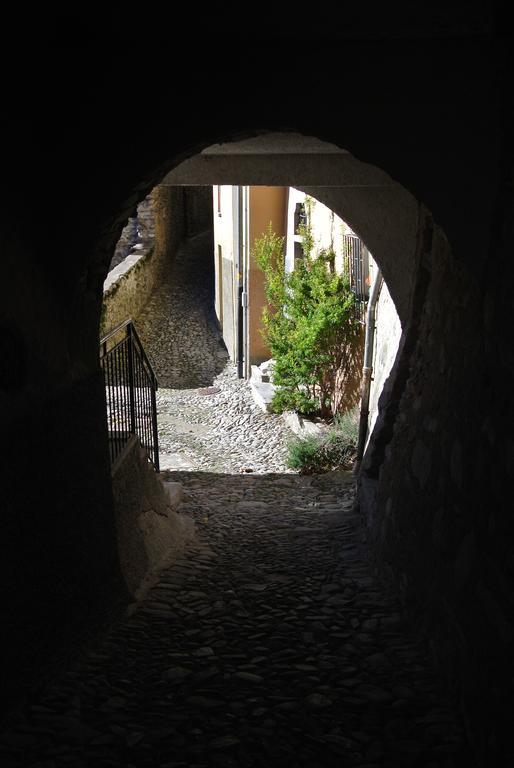 A Ca Balade In Design Apartment Miglieglia Exterior photo
