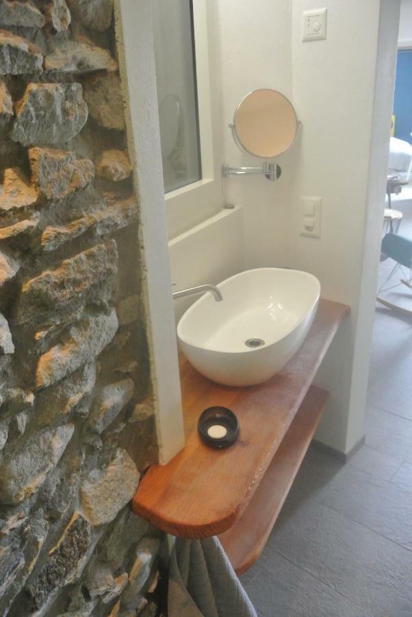 A Ca Balade In Design Apartment Miglieglia Exterior photo