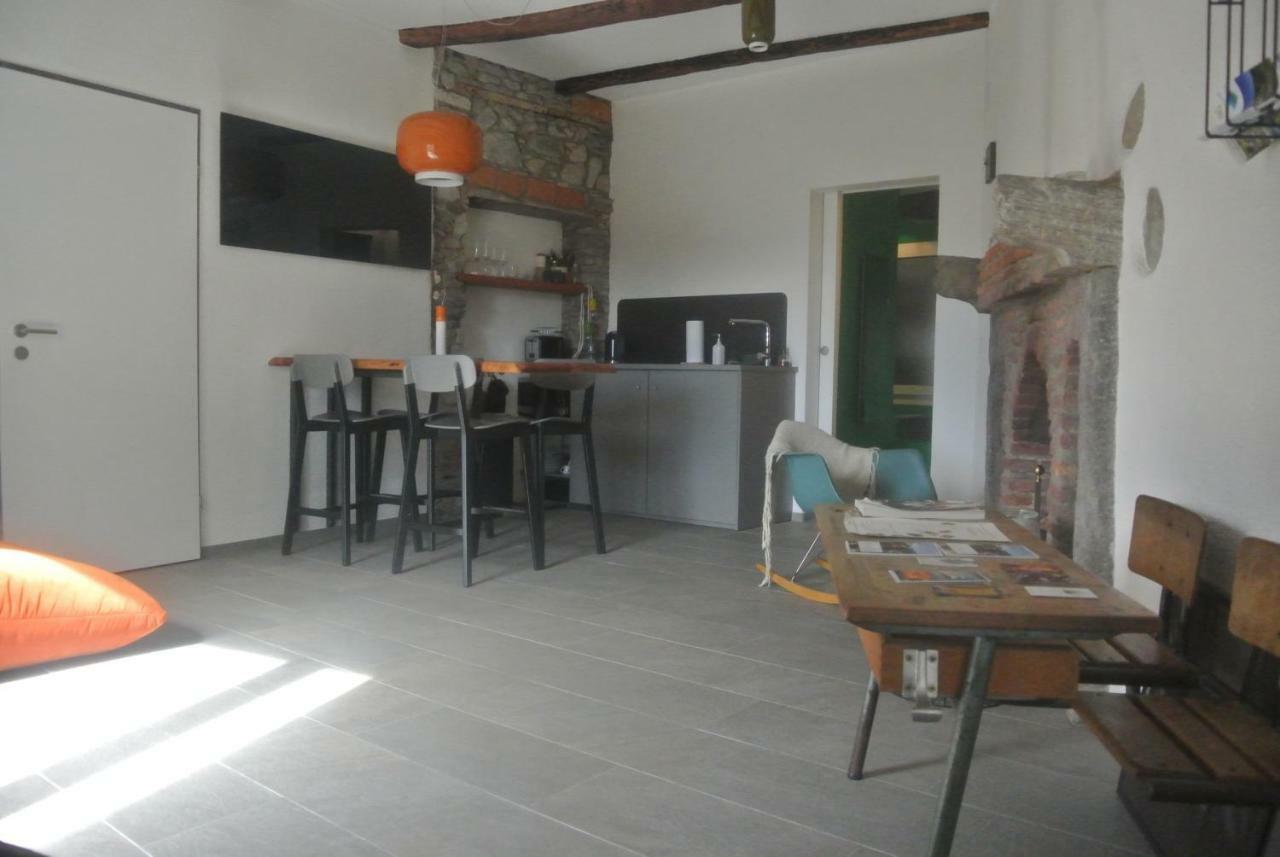 A Ca Balade In Design Apartment Miglieglia Exterior photo