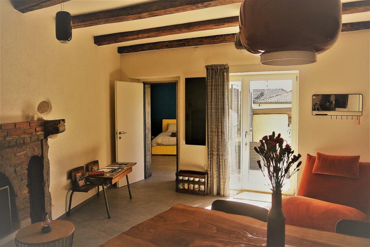 A Ca Balade In Design Apartment Miglieglia Exterior photo
